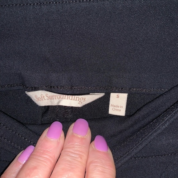 Soft surroundings Pull on Skinny Black Pants with ankle zipper Small - Picture 4 of 6